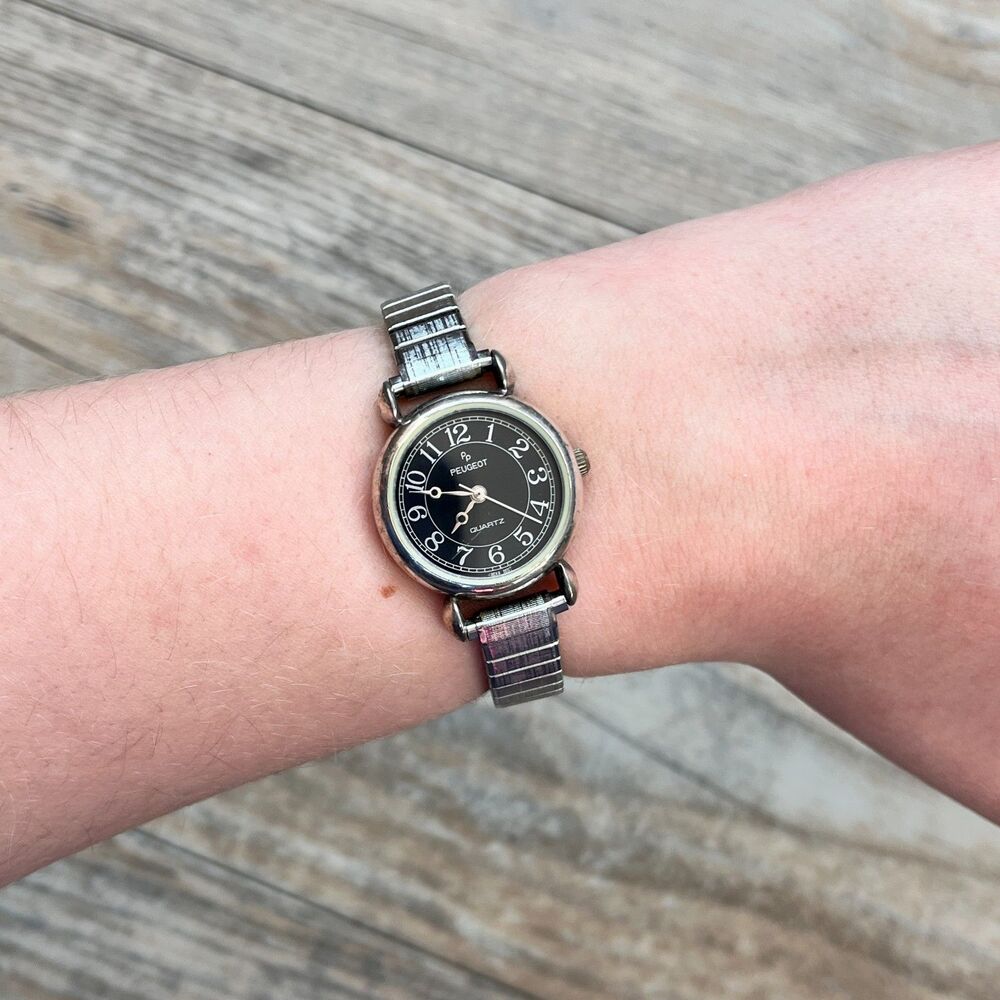 Peugeot Petite Black Dial Watch Silver Stretch Band Quartz Classic Vintage
